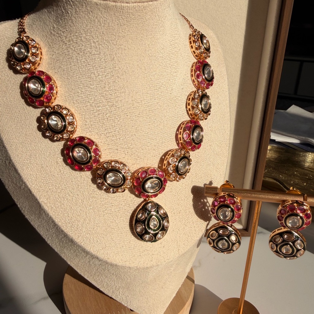 Rose‑Gold Kundan Necklace Set –Modern Indian Jewellery| Necklace and Earring Set